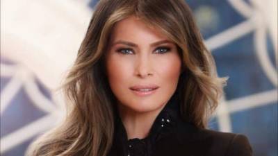 La primera dama estadounidense, Melania Trump, celebró el viernes su cumpleaños número 49, rodeada de sus seres queridos en una lujosa cena en la Casa Blanca.