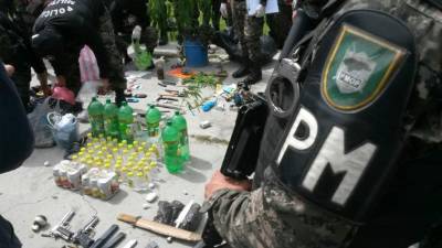 Artículos encontrados en la cárcel.