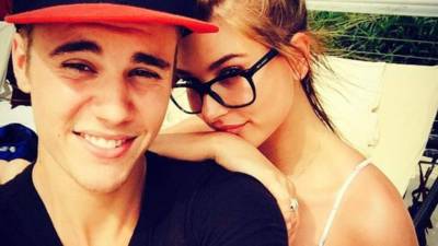 Hailey Baldwin y Justin Bieber son muy activos en las redes.