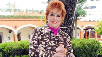 La conductora mexicana Talina Fernández se mantiene activa en la radio.