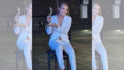 “La Bicha” viajó hasta Nueva York para recibir su premio.