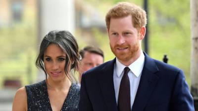 Meghan y Harry no subieron al balcón para saludar a la multitud congregada en Londres tras renunciar a la familia real.