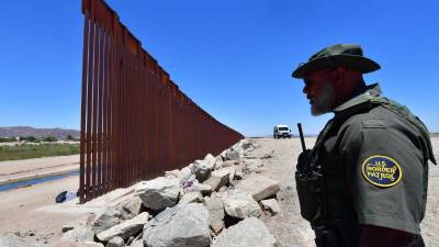 Al menos 27 migrantes murieron en el desierto de Arizona en el mes de junio, según reportes de autoridades estadounidenses.