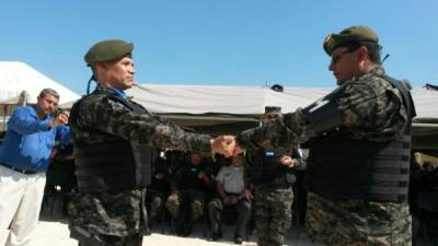 El cambio de autoridades de la Policía Militar se realizó en el Estado Mayor Conjunto.