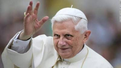 El papa emérito Benedicto XVI afirmó que el matrimonio homosexual y el aborto muestran el 'poder espiritual del Anticristo'./