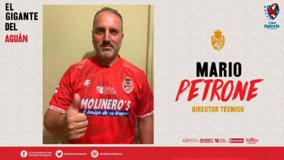 Mario Petrone de Italia es el nuevo Director Técnico de la Real Sociedad de Tocoa.