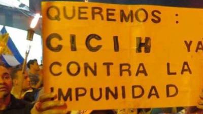 Pancarta mostrada en una protesta para exigir la Cicih | Foto de archivo/referencial.