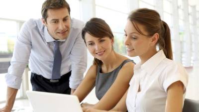 Busque un equilibrio todos los días entre su trabajo y su vida personal porque el trabajo ideal no existe