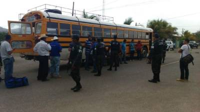 La población afectada solicitó la presencia de las autoridades para recuperar la paz.