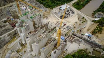 El proyecto hidroléctrico Patuca III ya muestra un avance del 70% en su construcción.