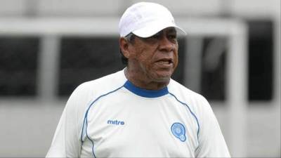 Ramón Maradiaga no ha podido realizar las prácticas debido a que la plantilla no quiere entrenar. Foto El Gráfico.