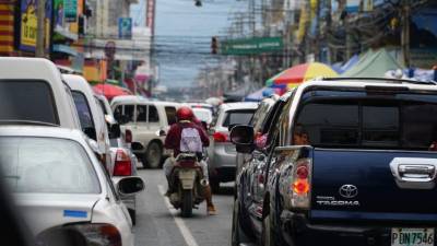 Por San Pedro Sula circulan más de medio millón de vehículos a diario contando el parque flotante.