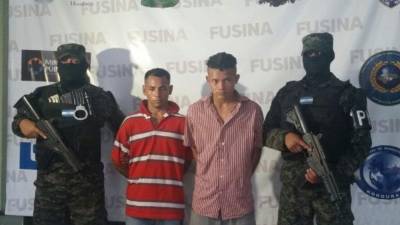 Los detenidos, Julio Cesar Hernández Cardona y Denis Orlando Santamarina Molina.