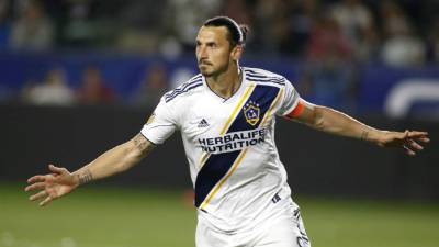 Ibrahimovic se marchó a mediados de noviembre de Los Angeles Galaxy.