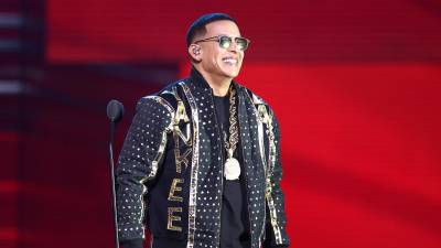 Daddy Yankee estrenó “Gasolina” en el año 2004.