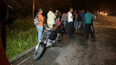 Los cuerpos de socorro llegaron para auxiliar a los heridas.
