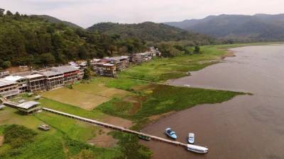 La zona del Lago de Yojoa es uno de los puntos turísticos más famosos de Honduras, tanto por su belleza como por sus tradicionales puestos de comida. Fotos: Yoseph Amaya