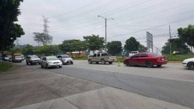El carril en contravía termina en Zizima.