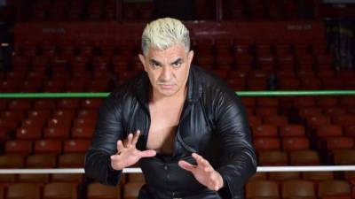 Jair Soria, mejor conocido como “Shocker”, ha revelando impactantes declaraciones al confesar haber acostado con un hombre.