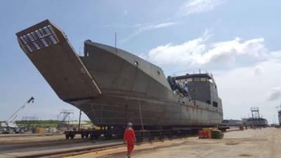 El nuevo buque de desembarco anfibio es imponente y se espera que esté listo para la primera semana de noviembre del presente año.