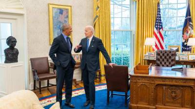 Obama regresó a la Casa Blanca para la firma de la ley de salud que impulsó su Gobierno en abril pasado.