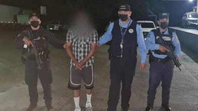 El hondureño, de 28 años y cuya identidad no fue revelada, es acusado del delito de “tráfico ilícito de personas.