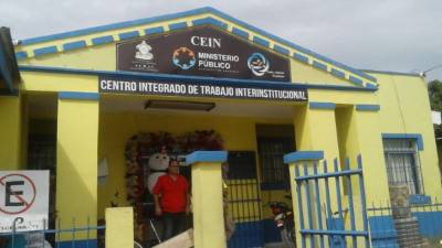 Los detenidos permanecen bajo custodia en las oficinas del Ministerio Público.