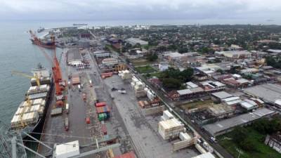 Por la terminal marítima de Puerto Cortés circula más del 85% de las mercancías que entran al país.