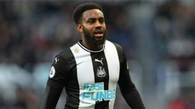Danny Rose milita en el Newcastle de Inglaterra y se desempeña como lateral por la banda izquierda.