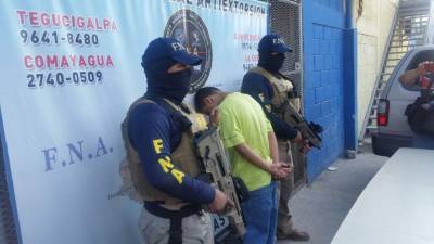 El menor supuestamente es integrante de la pandilla 18.