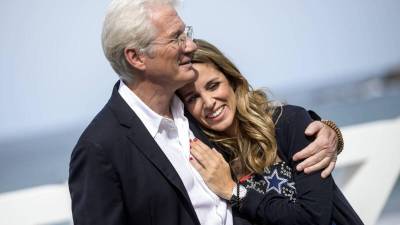 Richard Gere y su esposa Alejandra Silva en una foto de archivo.