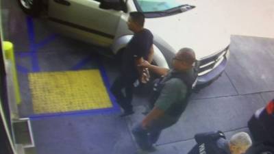 El mexicano Joel Arrona Lara fue detenido por agentes del ICE cuando llevaba a su esposa embarazada a dar a luz al hospital.