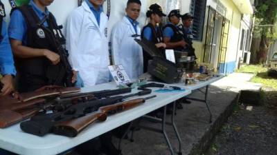 Lo decomisado iba en una encomienda de un cliente de Roatán.