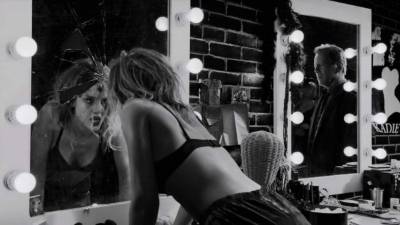 Jessica Alba y Bruce Willis.