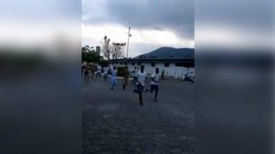 Las rebeliones fueron motivadas por las restricciones a las visitas y salidas temporales de presos adoptadas dentro de las medidas para controlar la propagación del coronavirus.