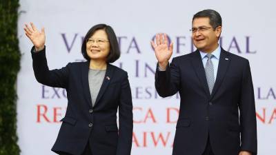 El presidente hondureño viajó a Taipéi desde Washington.