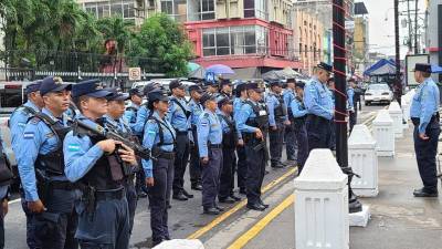 Más de mil agentes policiales dan seguridad en el municipio de San Pedro Sula.