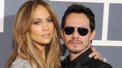 <b>Jennifer Lopez </b>habló recientemente sobre el difícil periodo que vivió tras su divorcio de <b>Marc Anthony</b> en 2014, durante una presentación de su residencia Up All Night en The Colosseum at Caesars Palace. Según videos compartidos en redes sociales, la cantante destacó el desafío de equilibrar la vida personal con la profesional mientras cuidaba a sus hijos, los gemelos Emme Maribel Muñiz y Maximilian David Muñiz y mantenía activa su carrera en la industris de Hollywood.