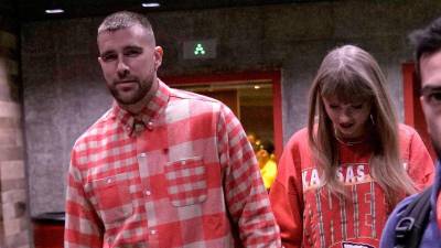 Vaticinan boda de Taylor Swift y Travis Kelce en 2024