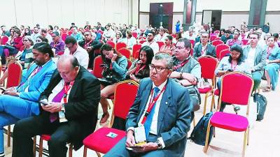 Vacuna contra el papiloma es clave así como la citología anual.