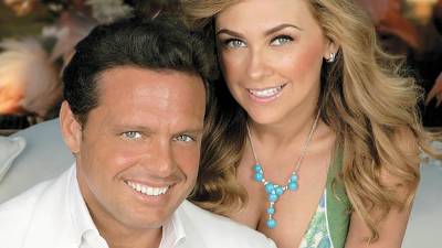 Luis Miguel y Aracely Arámbula fueron pareja y tuvieron dos hijos que ya son adolescentes.
