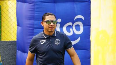 Emilio Izaguirre estuvo acompañando a la plantilla del Motagua en el duelo ante Honduras Progreso.