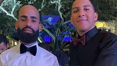 Arcángel y su hermano Justin Santos Delanda, en una foto de archivo.