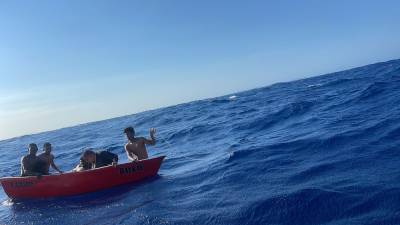 Varias personas ya fueron rescatados, pero hay otras dos que aún no aparecen.