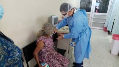 Abandonan a anciana en triaje de Infop de San Pedro Sula