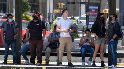 Varios países instan al uso de la mascarilla ante repuntes de contagios de covid 19.