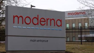 La vacuna Moderna se administra generalmente en dos dosis, aunque las nuevas recomendaciones prevén una sola dosis si el paciente ha tenido covid recientemente.