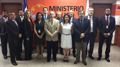 Los integrantes de la Comisión de Certificación, Óscar Fernando Chinchilla, Fiscal General, y el vocero de la Maccih, Juan Jiménez Mayor.