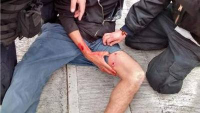 Usuarios en la red social de Twitter publicaron imágenes de los sucedido en el interior del centro universitario.