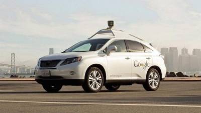 Google le da un gran impulso a su proyecto de vehículo autónomo de la mano de Fiat Chrysler.